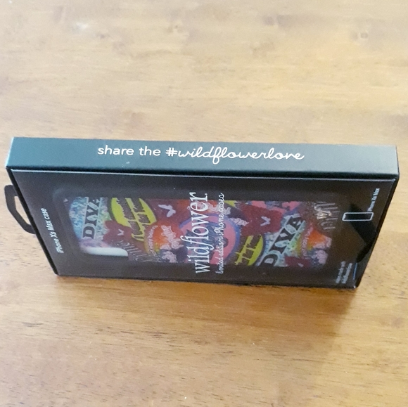 Wildflower Urban Outfitters Exclusive Sticker Book Iphone XS Max Phone Case - Picture 10 of 11